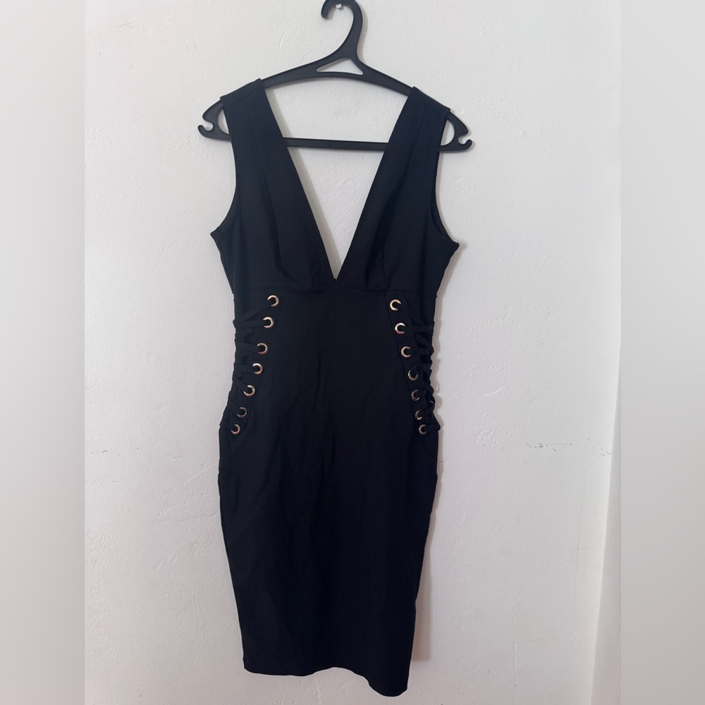 iris Black Plunging V-Neck Midi Dress with Lace-Up Sides